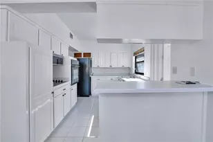 2420 Pershing Ave, Orlando, FL 32806 - Photo 6