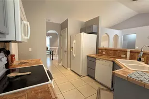 627 Fisher Ct, Kissimmee, FL 34759 - Photo 10