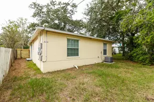 2050 14th St S, Saint Petersburg, FL 33705 - Photo 14