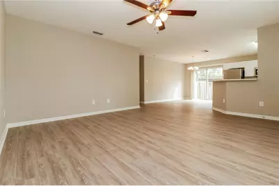 2050 14th Street S, Saint Petersburg, FL 33705 - Photo 4