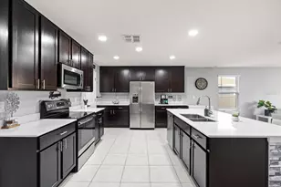 744 Simone Ct, Haines City, FL 33844 - Photo 4