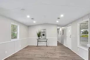 13712 Coman Rd, Jacksonville, FL 32218 - Photo 16