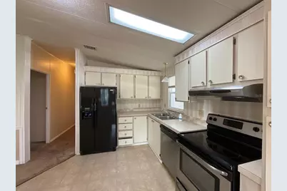 3208 Pebble Bend Drive, Lakeland, FL 33810 - Photo 2