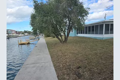 13737 Michelle Avenue, Hudson, FL 34667 - Photo 30