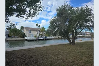 13737 Michelle Avenue, Hudson, FL 34667 - Photo 20