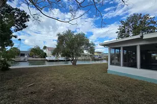 13737 Michelle Ave, Hudson, FL 34667 - Photo 22