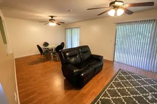 130 Jasmine Woods Ct, Deltona, FL 32725 - Photo 2