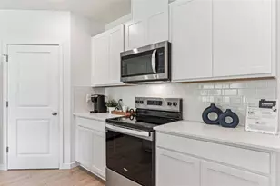 3922 Royal Azalea Wy, Sanford, FL 32773 - Photo 12