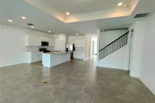 33325 Binding Ties Ln, Wesley Chapel, FL 33545 - Photo 10