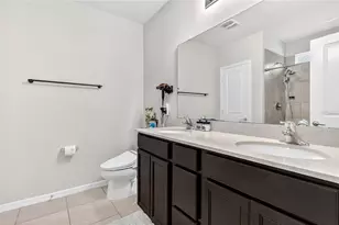 906 Swaying Sawgrass Ave, Ruskin, FL 33570 - Photo 18