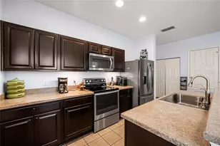 1701 Strathmore Cir, Mount Dora, FL 32757 - Photo 8