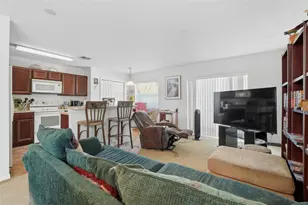 668 Cresting Oak Cir, Orlando, FL 32824 - Photo 10