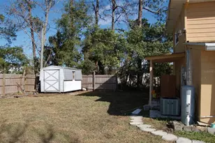 223 Co Rd 466A, Fruitland Park, FL 34731 - Photo 20
