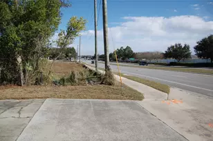 223 Co Rd 466A, Fruitland Park, FL 34731 - Photo 4