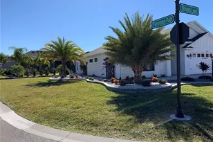 775 Shivers Loop, The Villages, FL 34762 - Photo 2