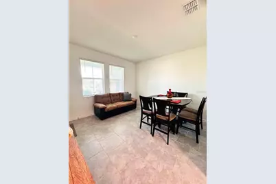 142 Aces High Ln, Davenport, FL 33896 - Photo 4