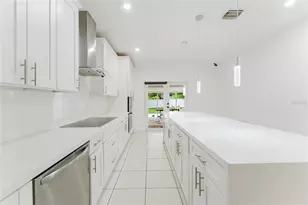 810 NW 112th St, Miami, FL 33168 - Photo 18