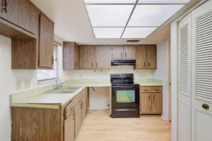 885 Braddock Rd, Deltona, FL 32725 - Photo 40