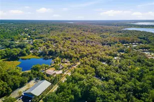 885 Braddock Rd, Deltona, FL 32725 - Photo 14