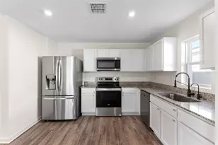 2059 Kentucky Rd, Sumterville, FL 33585 - Photo 16