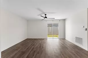 2059 Kentucky Rd, Sumterville, FL 33585 - Photo 10