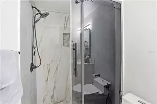 13839 Fairway Island Dr, Orlando, FL 32837 - Photo 24