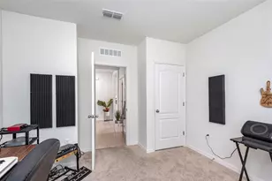 1031 August Sky Dr, Deltona, FL 32738 - Photo 20