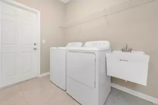 38132 Cobble Creek Blvd, Zephyrhills, FL 33540 - Photo 44