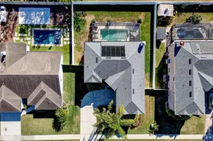 2430 Turnberry Dr, Oviedo, FL 32765 - Photo 4