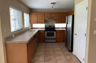 3814 Regents Way, Oviedo, FL 32765 - Photo 4