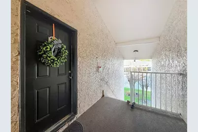 185 N Pearl Lake Causeway #210, Altamonte Springs, FL 32714 - Photo 2