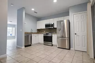 4278 Plantation Cove Dr, Orlando, FL 32810 - Photo 4