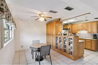 2812 W Orange Boulevard, Kissimmee, FL 34741 - Photo 4