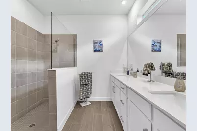 7961 Lakes Edge Lane, Port Charlotte, FL 33981 - Photo 14