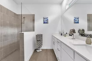 7961 Lakes Edge Ln, Port Charlotte, FL 33981 - Photo 14