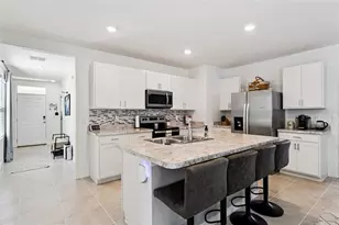 448 Lily Ln, Davenport, FL 33837 - Photo 8