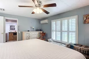 812 Swallow Ln, Osteen, FL 32764 - Photo 26