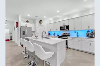 7973 Lakes Edge Lane, Port Charlotte, FL 33981 - Photo 6