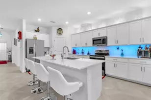 7973 Lakes Edge Ln, Port Charlotte, FL 33981 - Photo 6