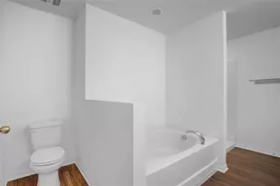 733 Chatham Walk Dr, Ruskin, FL 33570 - Photo 32