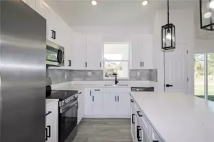 3915 El Rado Ave, Sebring, FL 33872 - Photo 10