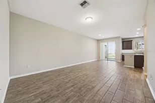2692 White Isle Ln, Orlando, FL 32825 - Photo 6