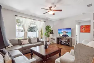 1110 Vinsetta Cir, Winter Garden, FL 34787 - Photo 12