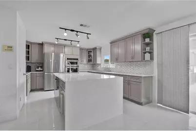 3064 Tobago Avenue, Clermont, FL 34711 - Photo 8