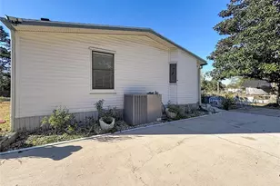 14291 SE 26 St, Morriston, FL 32668 - Photo 38