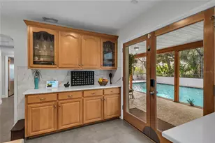 854 Edgewater Dr, Orlando, FL 32804 - Photo 16