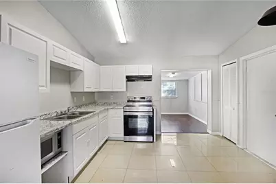 3802 Shady Grove Circle, Orlando, FL 32810 - Photo 4