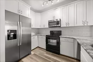 126 Vista Verdi Cir, Lake Mary, FL 32746 - Photo 8