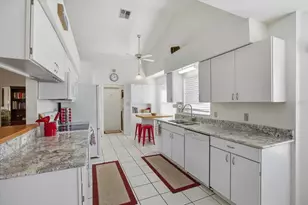 502 Eastlake Dr, Haines City, FL 33844 - Photo 10