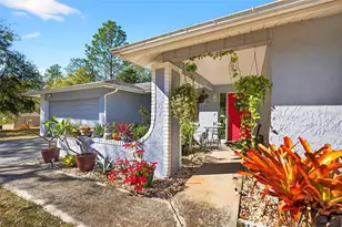 9580 SW 200th Ct, Dunnellon, FL 34431 - Photo 2